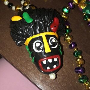 ORIGINAL MARDI GRAS SIGNATURE THROWS